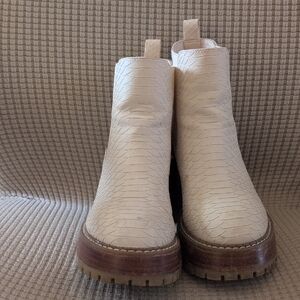 MIA Boots | Cream | Size 9